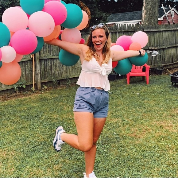 American Eagle Corduroy Mom Shorts - Picture 3 of 7